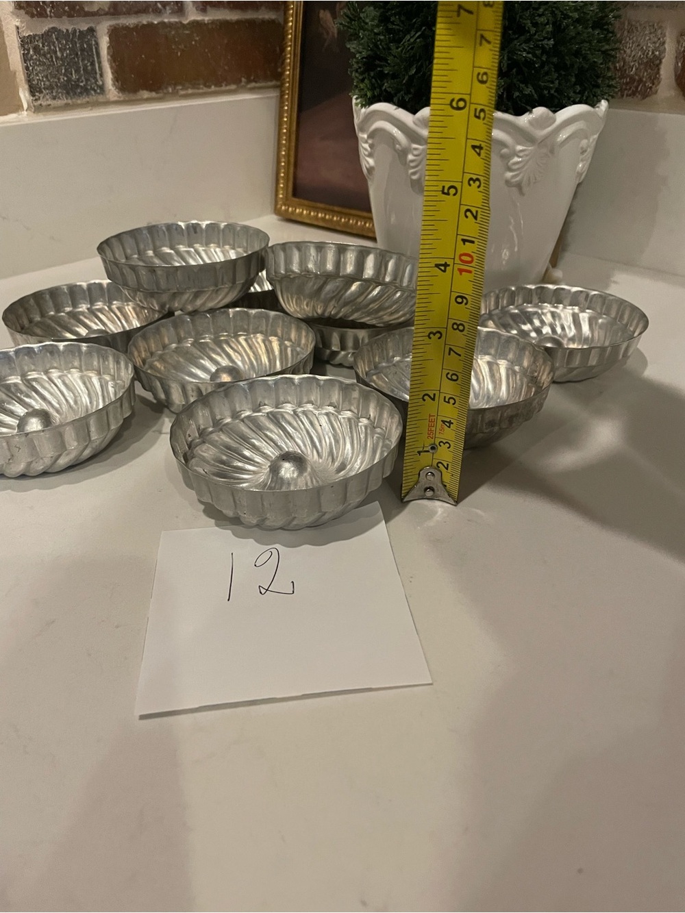 Set of 12 Vintage Swirled Aluminum Tartlet / Jelly Molds - Silver - Picture 5 of 5